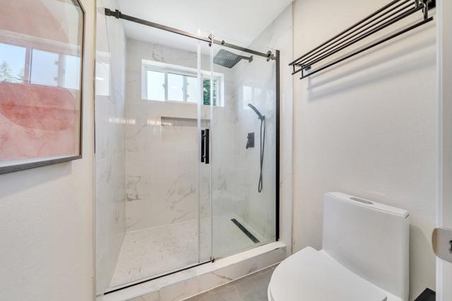 6022 Slopeview Court, Castro Valley CA: https://media.crmls.org/mediaz/b115e8f1-a654-4ca8-aab4-90a9133909ea.jpg