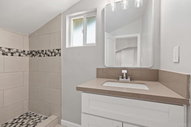 Detail Gallery Image 13 of 29 For 2333 Scott Way, Escondido,  CA 92027 - 4 Beds | 2 Baths