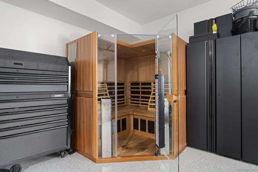 MLS #250040926SD image #37