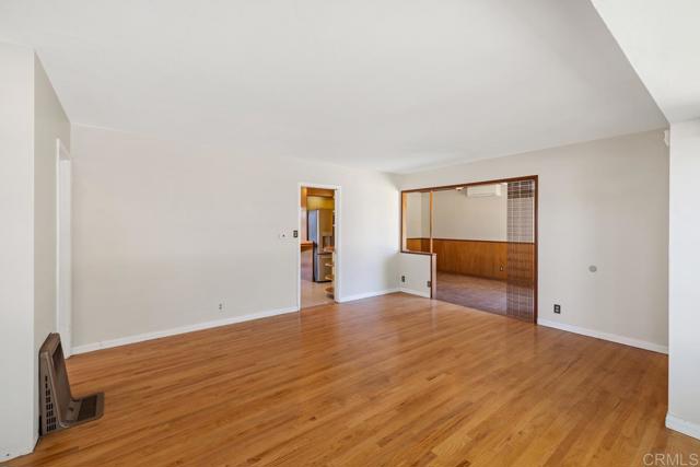 Detail Gallery Image 8 of 37 For 3973 69th St, San Diego,  CA 92115 - 3 Beds | 2 Baths