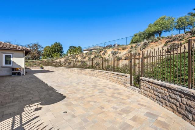 Detail Gallery Image 41 of 48 For 1210 Clos Duval, Bonsall,  CA 92003 - 5 Beds | 4/1 Baths