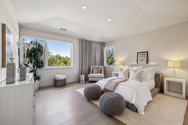 1 Tallwood Court, Atherton CA: https://media.crmls.org/mediaz/b11723ce-3d75-4521-a103-018104662f90.jpg