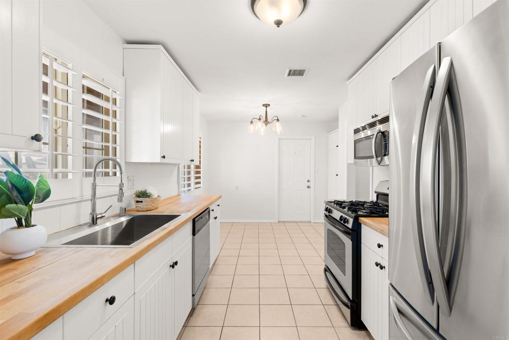 2026 Paddy Place - photo 3