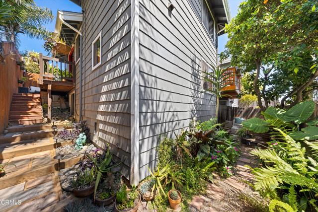 Detail Gallery Image 36 of 48 For 30 S Salinas St #B,  Santa Barbara,  CA 93103 - 3 Beds | 2 Baths