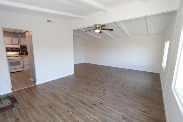 18555 Roberts Road, Desert Hot Springs CA: https://media.crmls.org/mediaz/b11787c4-aebe-4115-9655-cda869c7672a.jpg
