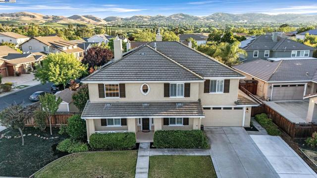 787 Barleta Ln, Livermore CA: https://media.crmls.org/mediaz/b117ada0-a4e6-4d43-b662-095f9c8a4c33.jpg