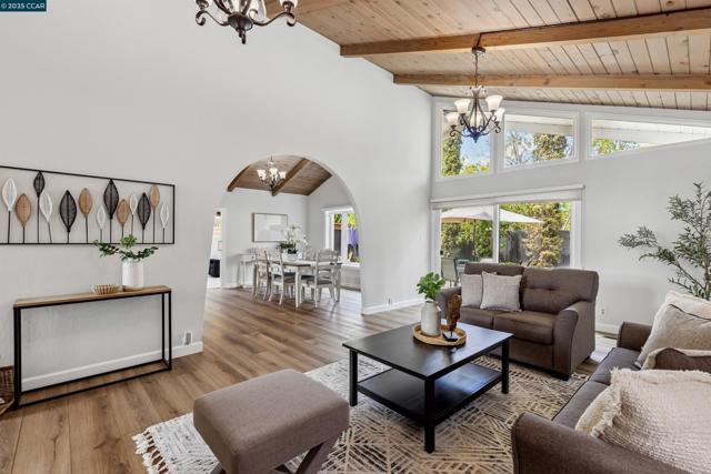 1838 Sunnyvale Ave, Walnut Creek CA: https://media.crmls.org/mediaz/b11871b4-c981-4f27-bedc-ba9c1b32b52e.jpg