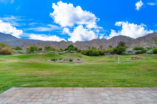 56765 Merion, La Quinta CA: https://media.crmls.org/mediaz/b118e601-560a-4879-b412-4075782d5dad.jpg
