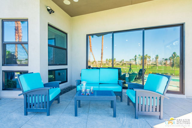 4321 Lumina Way, Palm Springs CA: https://media.crmls.org/mediaz/b11ad48d-4be6-4950-955b-2f485095c79c.jpg