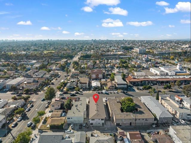 3817 Marlborough Ave, San Diego CA: https://media.crmls.org/mediaz/b11b116a-c82d-4e04-a6b3-61eb52b4f2dd.jpg
