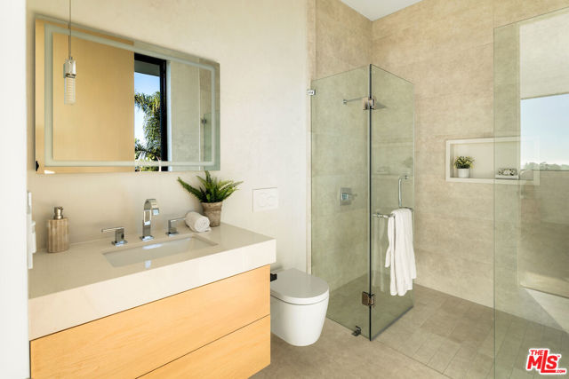 Drew Fenton | 5931 Kanan Dume Road Malibu CA | MLS: 7406942 Drew Fenton | 5931 Kanan Dume Road Malibu CA | MLS: 7406942