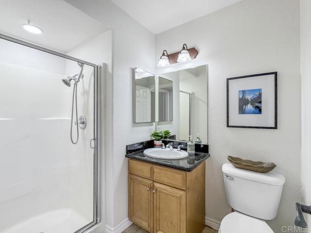 Detail Gallery Image 15 of 42 For 5010 Los Morros Way #23,  Oceanside,  CA 92057 - 2 Beds | 2 Baths