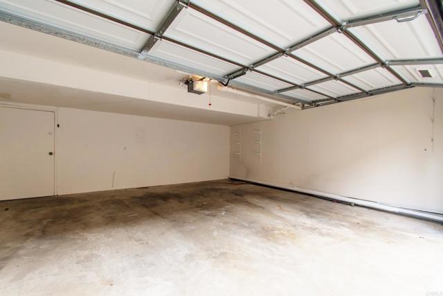 Detail Gallery Image 27 of 38 For 2211 Calle Jalapa #109,  West Covina,  CA 91792 - 3 Beds | 3 Baths