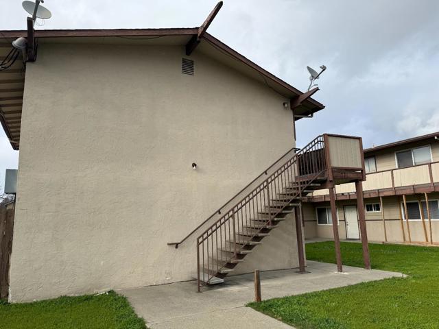 Image 3 of 13 For 771 Memorial Way
