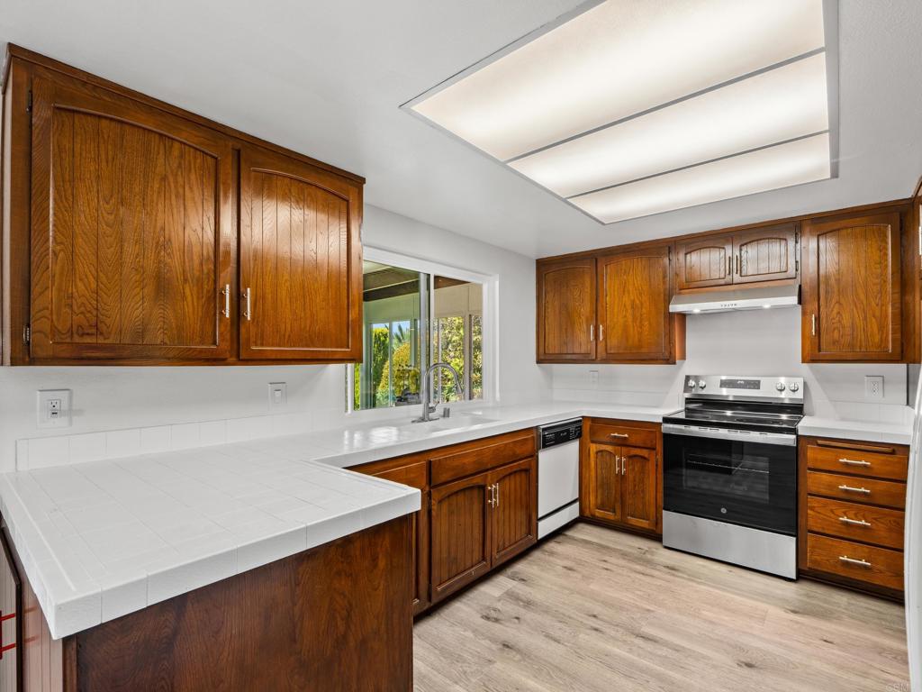 1634 Boyle Avenue - photo 14