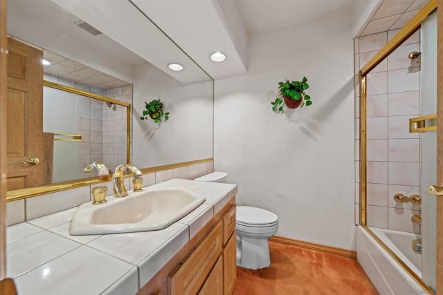 11429 Sir Francis Drake, La Mesa CA: https://media.crmls.org/mediaz/b11eec22-ba3b-4cae-b83e-52bfa3e5fb69.jpg