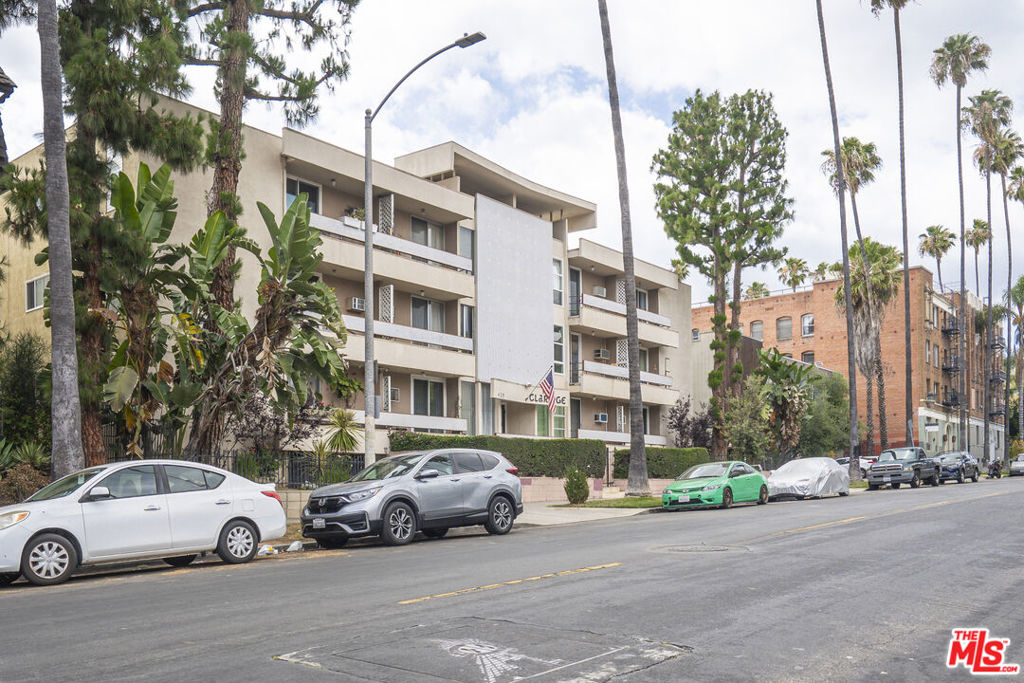 425 S Kenmore Avenue #311