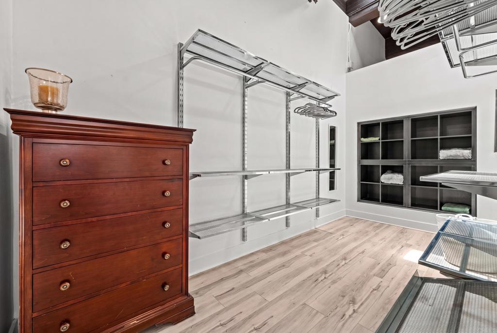 950 6th Avenue - photo 14