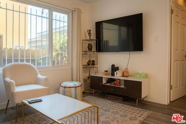Drew Fenton | 11670 W Sunset Boulevard Los Angeles CA | MLS: 7408601 Drew Fenton | 11670 W Sunset Boulevard Los Angeles CA | MLS: 7408601