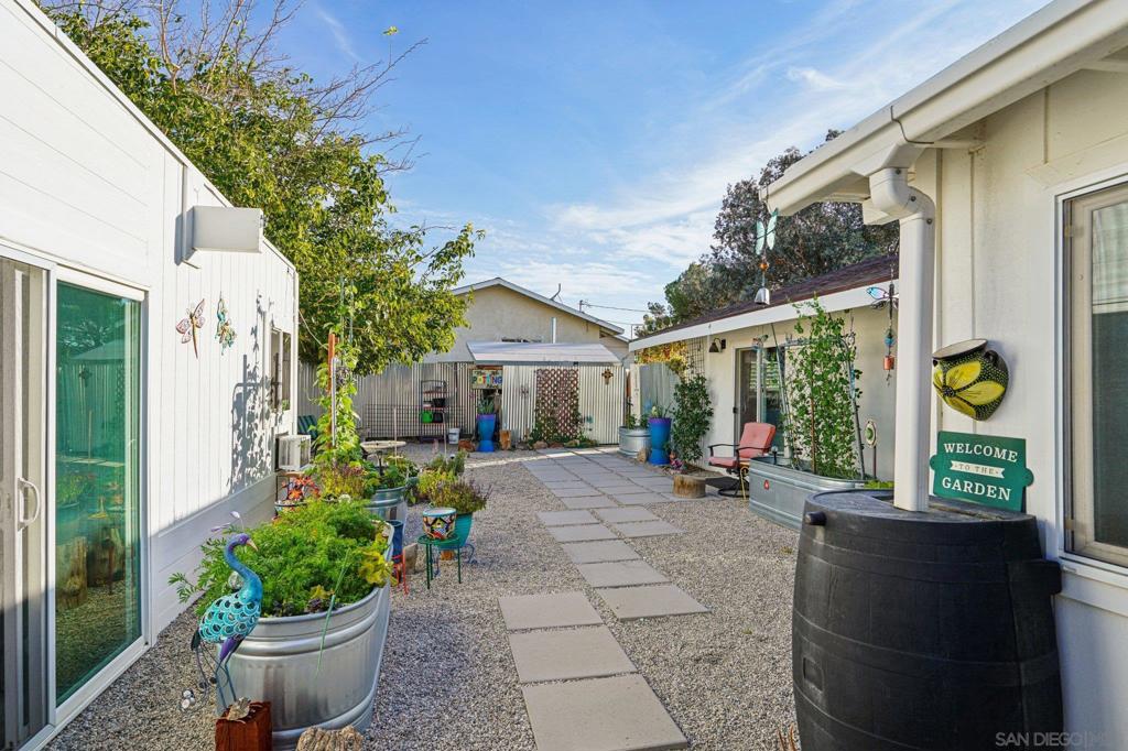 MLS #250043633SD image #45