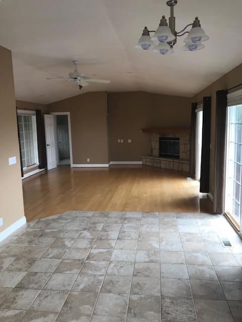 350 San Benancio Road, Salinas CA: https://media.crmls.org/mediaz/b123a2e1-89ac-4a9c-9847-a38f347fbc73.jpg
