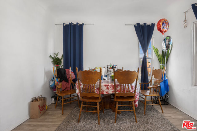 Image 26 of 27 For 11329 Sherman Way