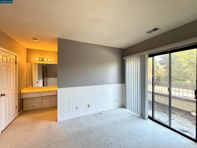 320 N Villa Way, Walnut Creek CA: https://media.crmls.org/mediaz/b124bdc3-d5ed-478b-964c-5c3fa2b3872a.jpg