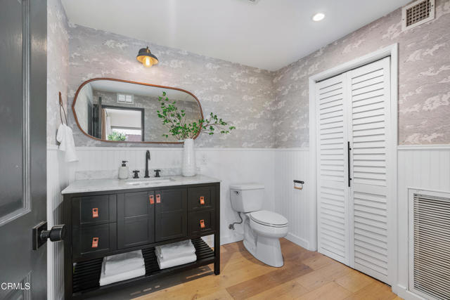 1813 N Avenue 55, Los Angeles CA: https://media.crmls.org/mediaz/b1261154-d609-4934-acb3-97b1cf2d7e31.jpg