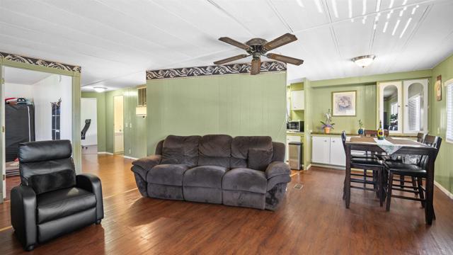 Detail Gallery Image 8 of 22 For 2700 E Valley Parkway #315,  Escondido,  CA 92027 - 3 Beds | 2 Baths