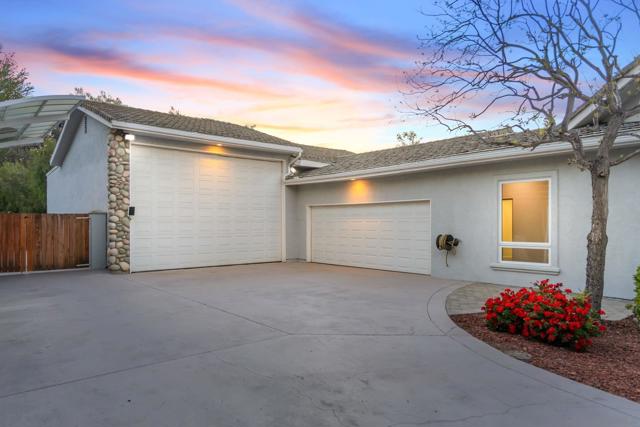 16334 Woodson View Rd, Poway CA: https://media.crmls.org/mediaz/b1274287-6753-4166-a252-cb0b49a362c1.jpg