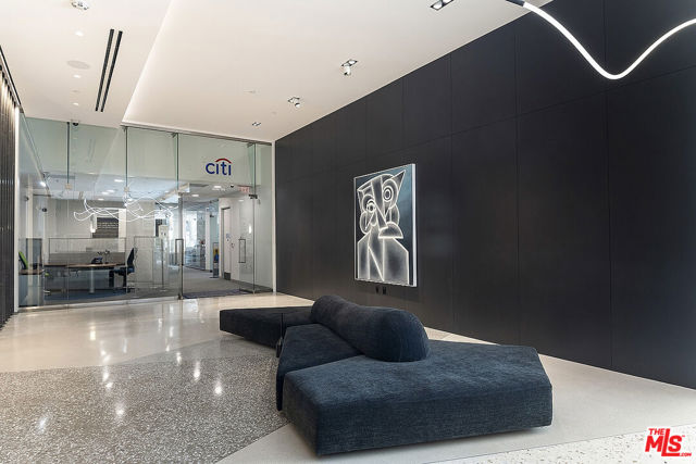 5670 Wilshire Boulevard, Los Angeles CA: https://media.crmls.org/mediaz/b127a6c2-c6b2-4c0e-a548-14475873df2b.jpg