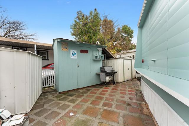 24 The Trees Drive, Concord CA: https://media.crmls.org/mediaz/b127dbc3-70f8-4660-b92c-e84b29124c38.jpg