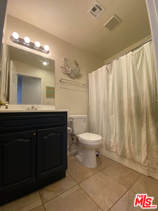 1519 Sunset Avenue, Pasadena CA: https://media.crmls.org/mediaz/b127f892-2ee9-491d-bc3a-60e58e7918bd.jpg