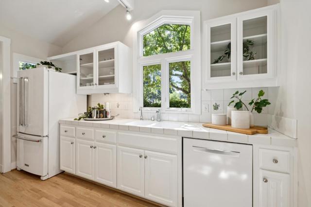 327 Bachman Avenue, Los Gatos CA: https://media.crmls.org/mediaz/b1290ae4-28ff-47d8-a969-0a78bfb11c48.jpg