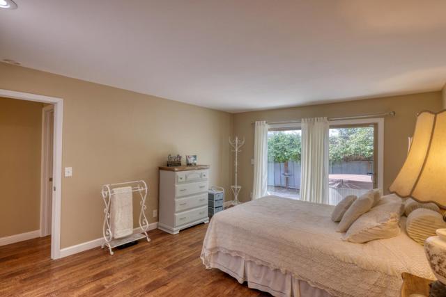 307 De La Vina Way, Salinas CA: https://media.crmls.org/mediaz/b129ddbf-77e3-4066-84ff-28064f9faeb6.jpg