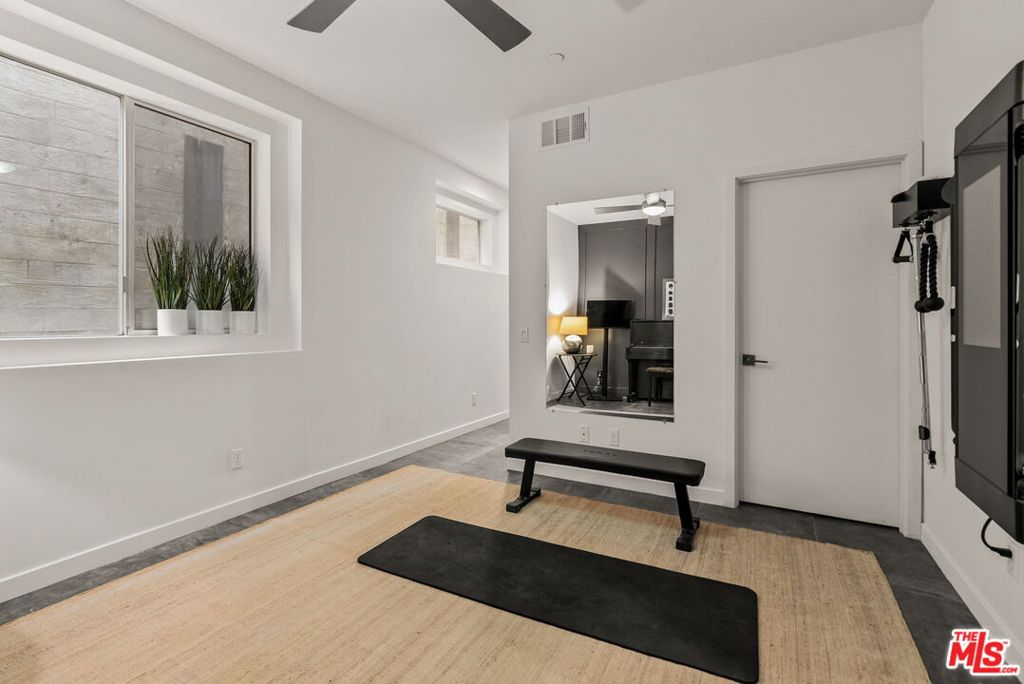 MLS #25619677 image #17