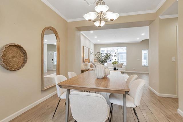 Image 11 of 39 For 415 Camille Circle 14