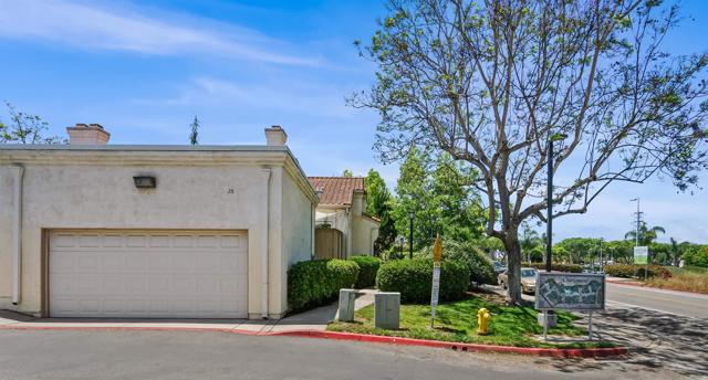 750 Breeze Hill Road, Vista CA: https://media.crmls.org/mediaz/b12cef1e-c96f-440b-8d6a-cc7797840e7c.jpg