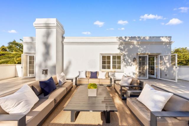 291 Atherton Avenue, Atherton CA: https://media.crmls.org/mediaz/b12cfa7e-a9f2-4c76-9f16-e54a23de7e0c.jpg