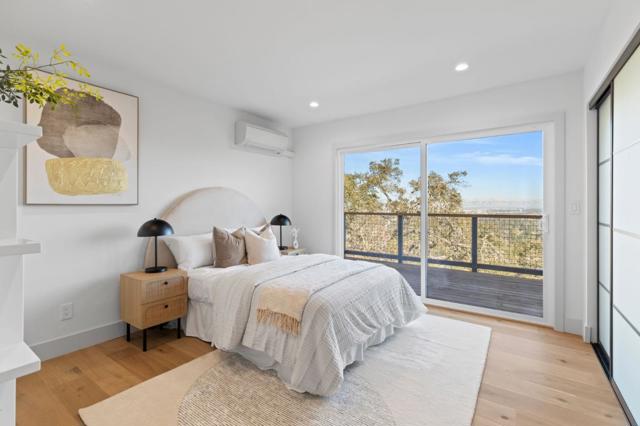 760 Loma Court, Redwood City CA: https://media.crmls.org/mediaz/b12d239b-b3d1-48f4-ac39-7fbc1accaf3d.jpg