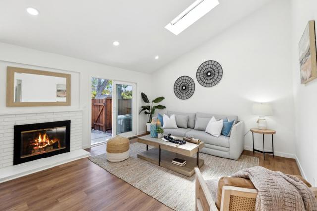 10892 Northfield Square, Cupertino CA: https://media.crmls.org/mediaz/b12e220d-7626-45e0-87ad-c5e984d4d8de.jpg