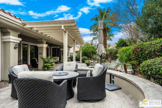 35707 Stonebriar Drive, Palm Desert CA: https://media.crmls.org/mediaz/b12e3d9c-7b25-457f-9a25-2b1723b3bd13.jpg