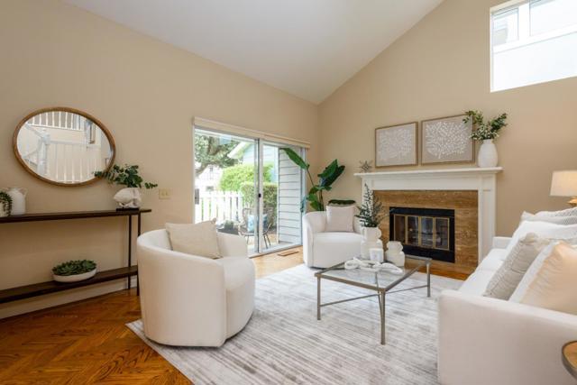380 Greenbrier Road, Half Moon Bay CA: https://media.crmls.org/mediaz/b12faa66-2151-4218-bb4f-c4a850370a5e.jpg