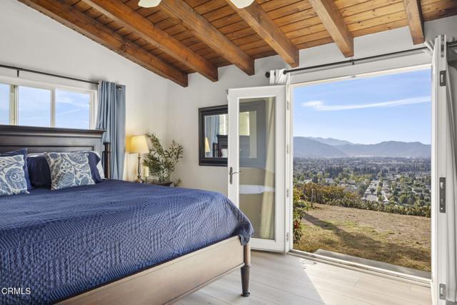 400 Alosta Drive, Camarillo CA: https://media.crmls.org/mediaz/b1307488-cf61-4290-8ece-1075af726e03.jpg