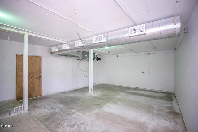 3831 E Ave T 8, Palmdale CA: https://media.crmls.org/mediaz/b1308b7e-526a-4f7e-9fe0-8d1a40ac3b29.jpg