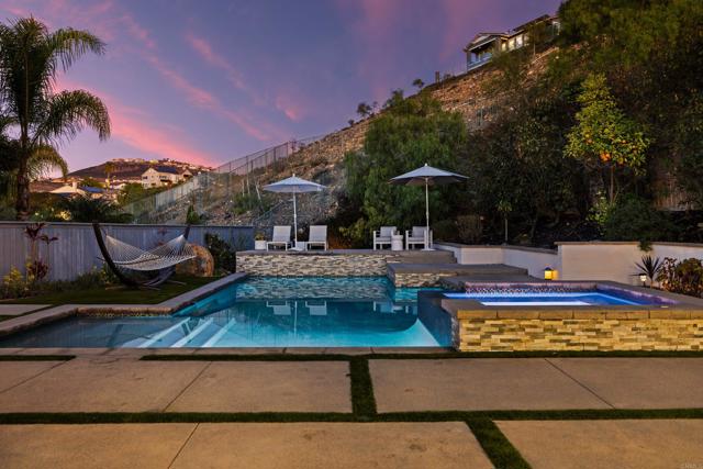 887 Genoa Way, San Marcos CA: https://media.crmls.org/mediaz/b130c4be-5797-4404-8910-2635f3434f1b.jpg