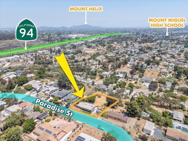 2035 Paradise St, San Diego CA: https://media.crmls.org/mediaz/b1315580-834e-41c9-8e6e-a84a9bd941b8.jpg
