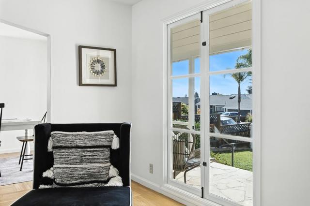 1968 Arroyo Avenue, San Carlos CA: https://media.crmls.org/mediaz/b13208fe-b007-4db3-aee3-90bb1e41dde1.jpg