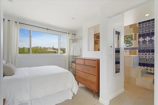 1004 W Cliff Drive, Santa Cruz CA: https://media.crmls.org/mediaz/b1342b46-8df6-45db-87a6-ea74a91e85a0.jpg