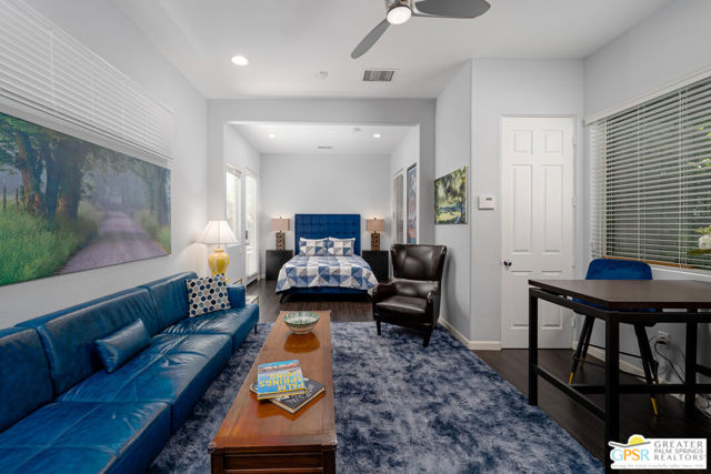 2160 N Hermosa Drive, Palm Springs CA: https://media.crmls.org/mediaz/b1346bc1-cdd1-451c-8fb5-ebe482c21bf5.jpg